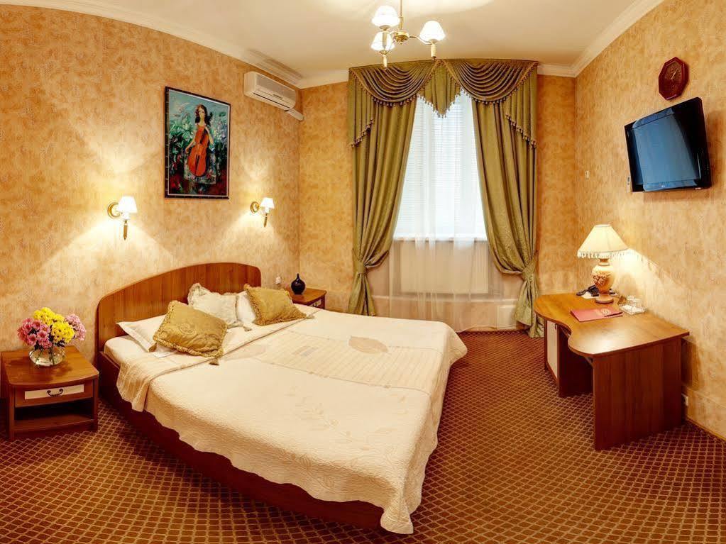 Джинтама Отель Галерея Киев Экстерьер фото